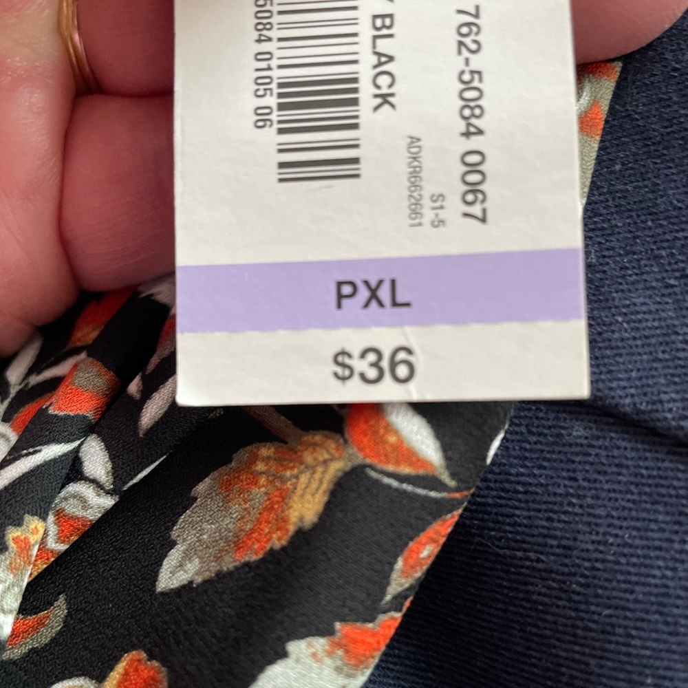 Pull over blouse - Picture 11 of 12